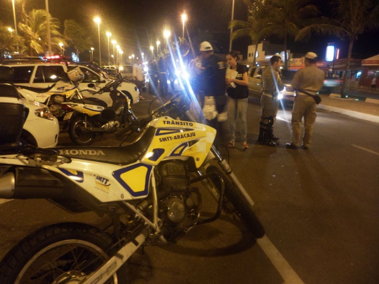 'Balada Sem Álcool' é realizada na Orla da Atalaia - SMTT Aracaju